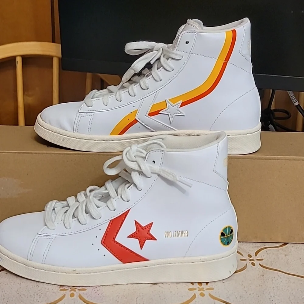 All Star Converse Roswell Rayguns High Shoes